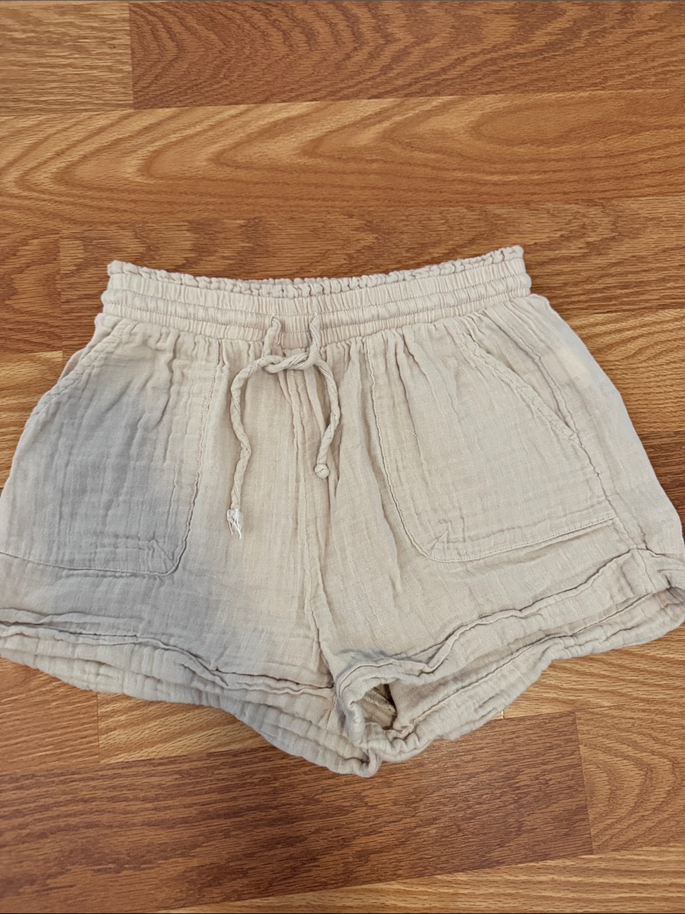 Aeropostale Cream High-Waist Drawstring Shorts
